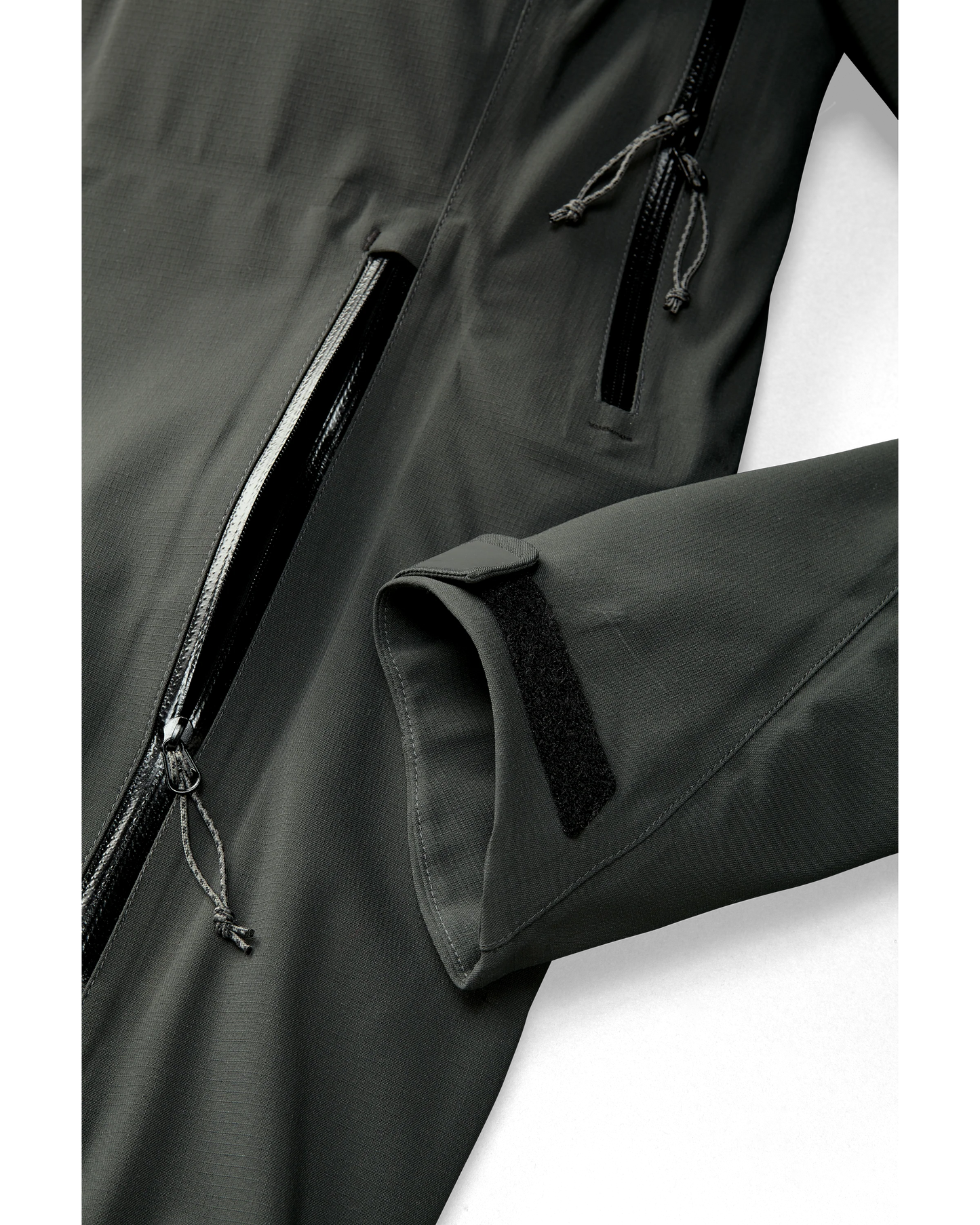 KUIU Kutana Storm Shell Jacket